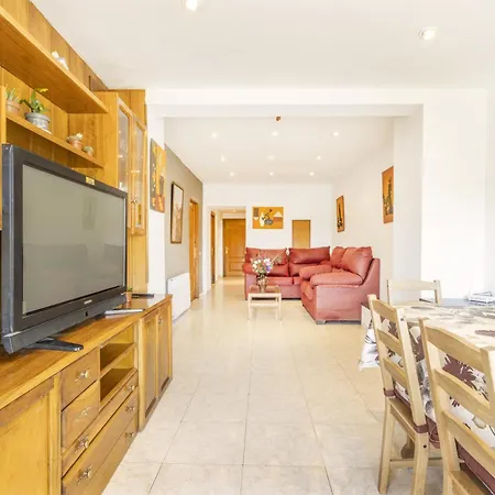 Cal Confianza Apartment *