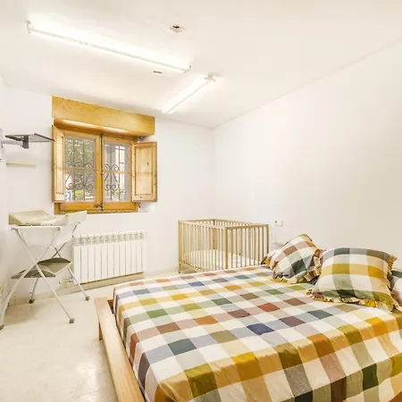 Cal Confianza Apartment